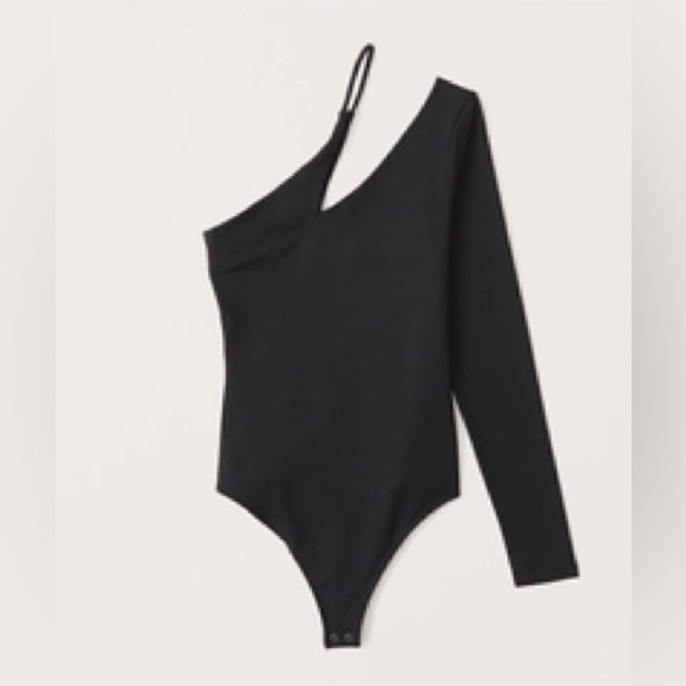 Abercrombie NWT Asymmetrical One-Shoulder Seamless Fabric Bodysuit Small
